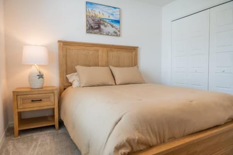 Brand New Designer Home - 5 minutes from East Port House in Wildwood