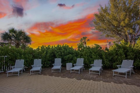 Heavenly Sunset House in Bradenton Beach