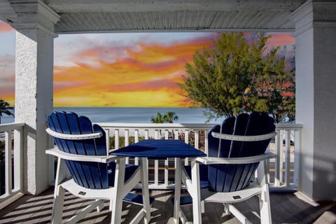 Heavenly Sunset House in Bradenton Beach