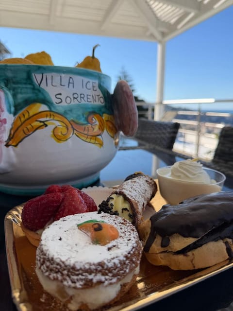 Villa Ice Sorrento Bed and Breakfast in Sant Agnello