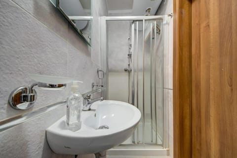 Central, spacious apartment with Sea Views Apartment in Saint Paul's Bay