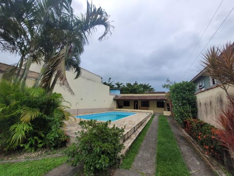 Day, Garden