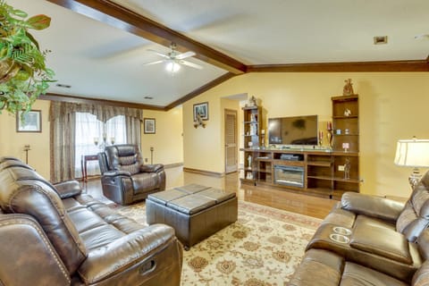 Pool and Large Covered Patio! Decatur Family Getaway House in Decatur