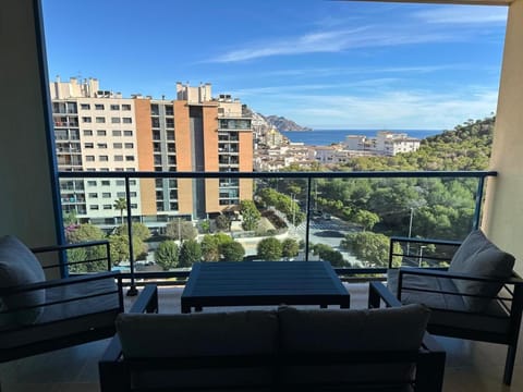 Day, Natural landscape, View (from property/room), Balcony/Terrace