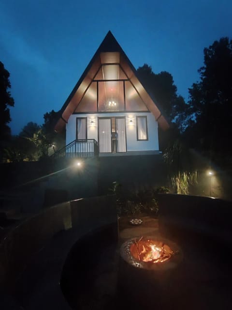 Property building, Night