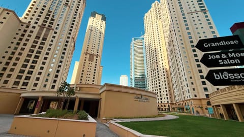 Luxe 4BR Upscale Beach Side Unit with Pool Table Apartment in Dubai