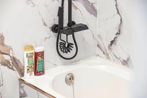 Luxury 3BHK with floating bed in Marina Apartment in Dubai