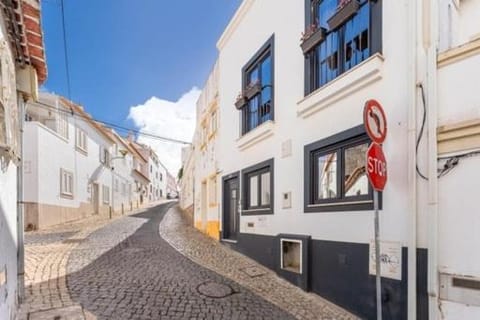 Property building, Street view