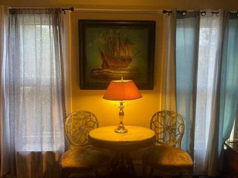 Suite in Downtown Riverside Vacation rental in Riverside