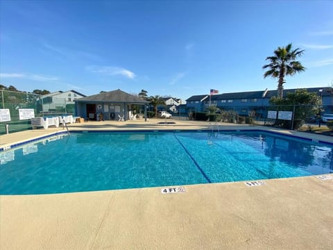 23 A Lil Salty 2 BR 2 5 BA Townhome BayTree 3 Little River Apartment in Little River