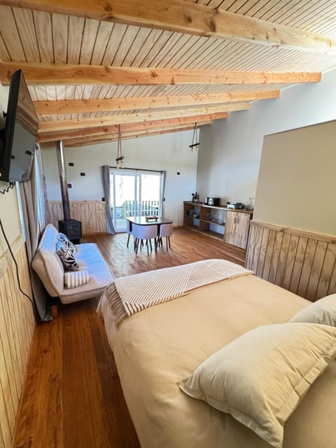 Bed, TV and multimedia