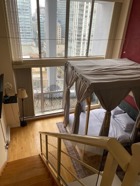 Bed, View (from property/room), Photo of the whole room, Bedroom