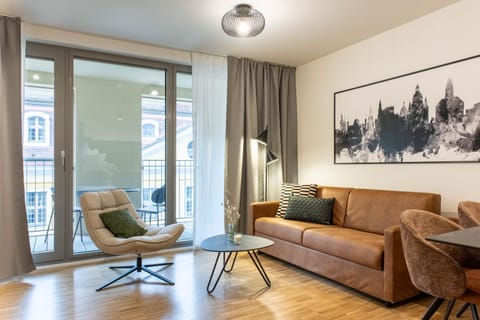Balcony/Terrace, Living room, Seating area