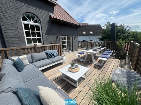 Villa Promenade - luxuriously apartment for 8 people Apartment in Koksijde