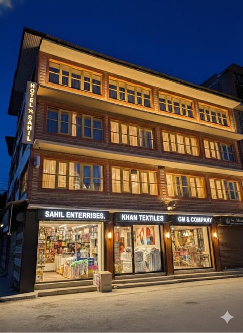 Property building, Night