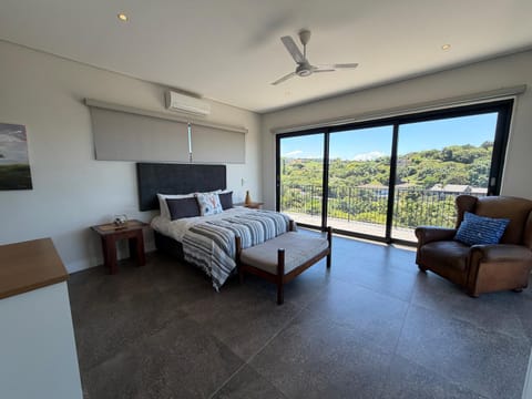 Bed, Bedroom, air conditioner