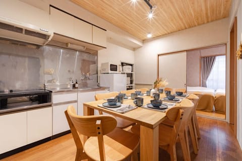 Kitchen or kitchenette, Living room, Dining area