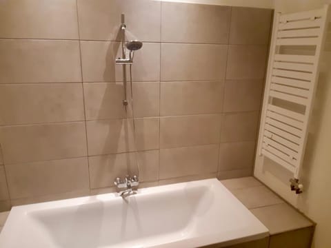 vue imprenable sur l'Escaut et le pont de fer Apartment in Hauts-de-France