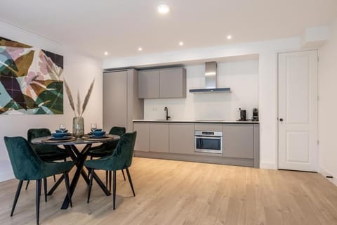 Modern Ground-Floor Apartment with Garden Apartment in Rotterdam