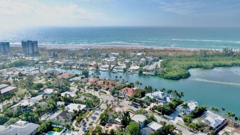 The Palm House in Saint Armands Key