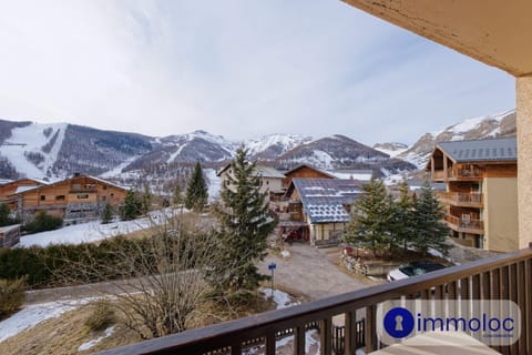 Charming studio with views of the ski area Apartment in Saint-Étienne-de-Tinée