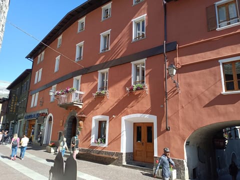 Hotel Gufo Hotel in Bormio