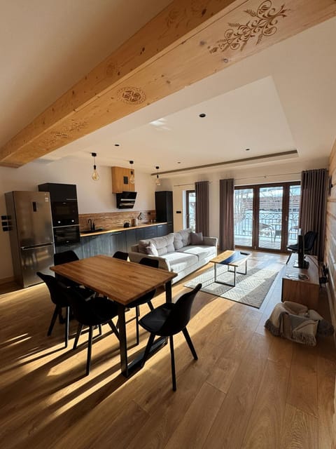Kitchen or kitchenette, Living room, Dining area