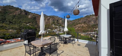Natural landscape, View (from property/room), Balcony/Terrace, Mountain view