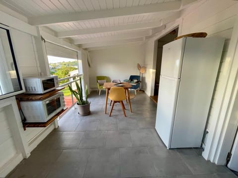 ti paradis-Appartement vue mer Villa in Les Abymes