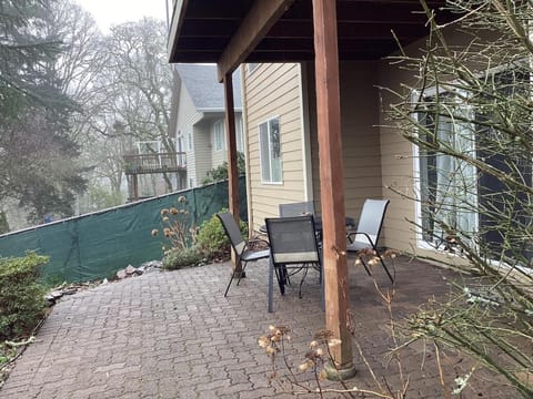 Five Oaks Retreat Apartment in Salem