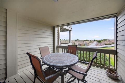 1395 Pelican Watch House in Seabrook Island