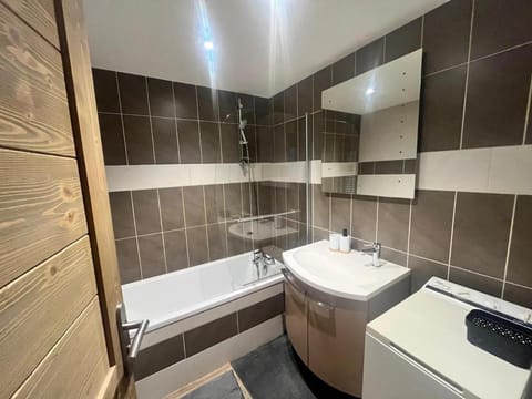 Duplex à la montagne, idéal ski et rando Apartment in Mâcot-la-Plagne