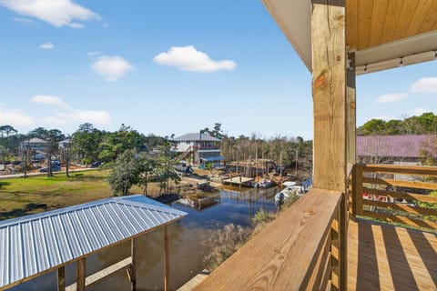 Bayou Bay Breeze home House in Mississippi