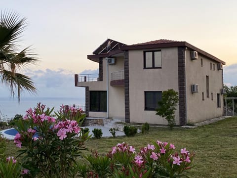 Property building, Sea view