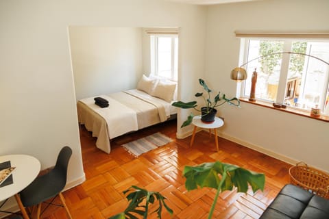 Bed, Living room, Photo of the whole room, Bedroom