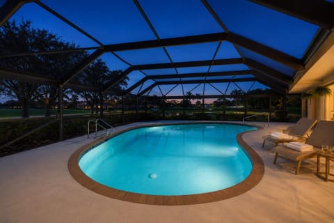 Golfcourse, Lake view, Swimming pool