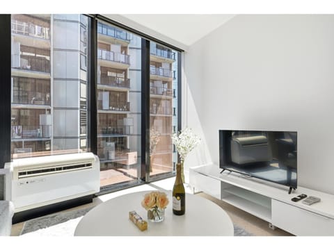 Communal lounge/ TV room, TV and multimedia, Evening entertainment
