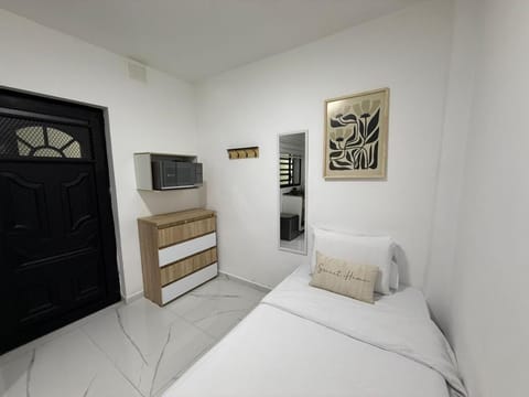 Bed, Bedroom, air conditioner