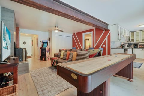 GROUP GETAWAY 6BR Pets-HTub-Gym-GameRoom House in Breckenridge