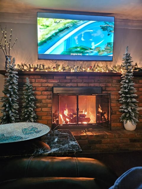 Lake Life - Peaceful and Quiet House in Orion Township