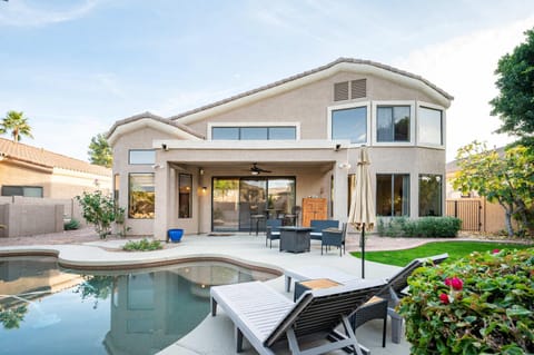 Property building, Patio, Swimming pool