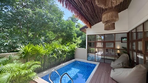 Patio, Day, Natural landscape, Garden, Garden view, Pool view, Swimming pool, sunbed
