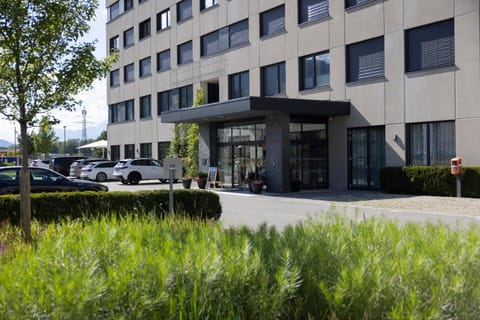 Property building, Day, Parking
