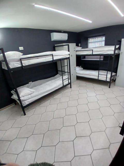 bunk bed, air conditioner