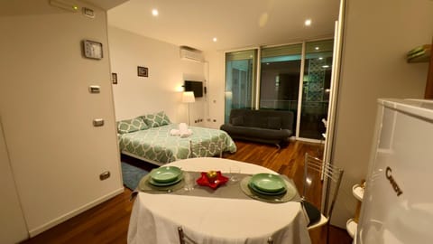 Living room, Seating area, Dining area, Bedroom