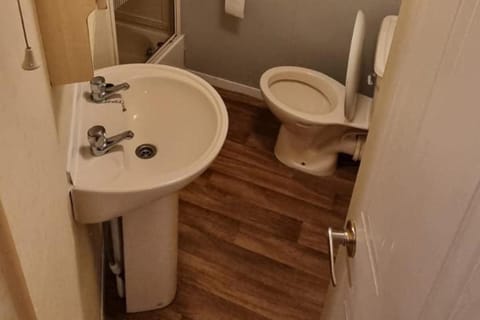 Toilet, acessibility