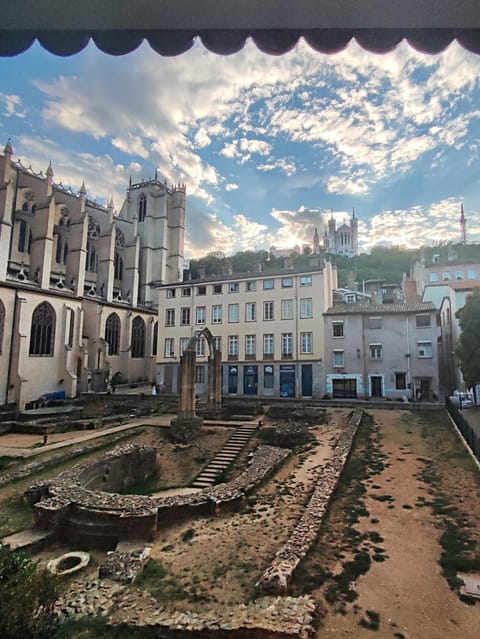 Garden, Garden view, Landmark view
