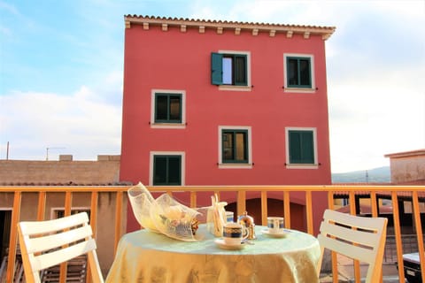 View (from property/room), Balcony/Terrace