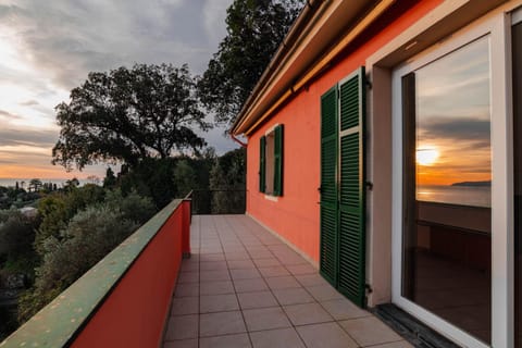 Majestic villa with sea view & private Spa Villa in Rapallo