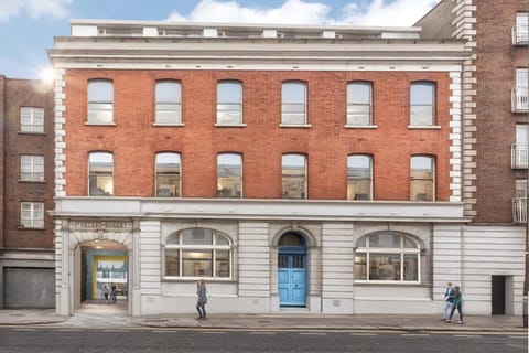 Property building, Facade/entrance